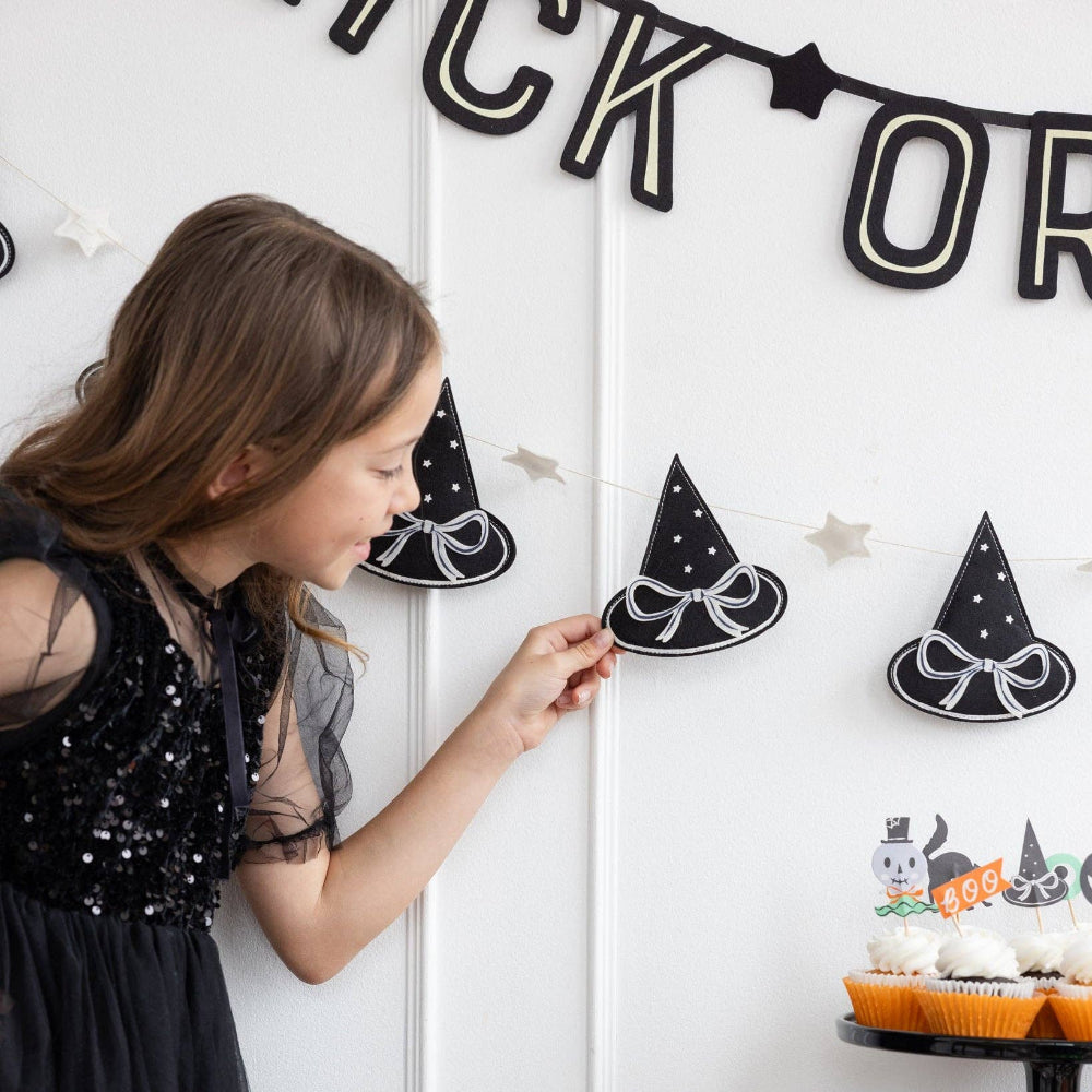 Puffy Felt Witch Hats Banner, Shopsweetluluss