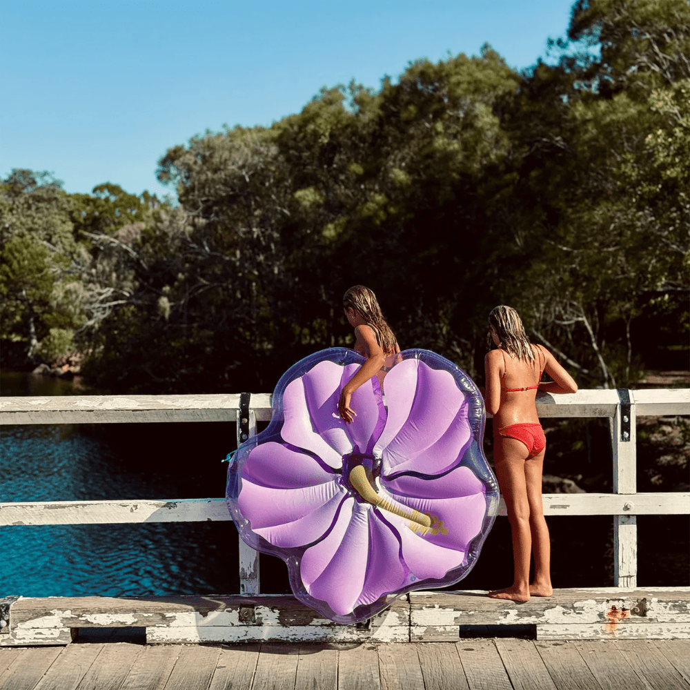 SunnyLife Luxe Lie-On Float - Pastel Lilac Hibiscus, Shopsweetluluss