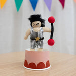 Holdie Samson the Strongman, Shopsweetluluss