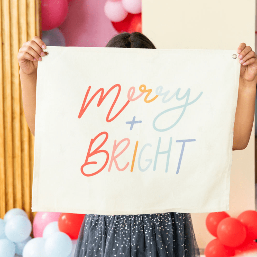 Merry + Bright Wall Hang, Shopsweetluluss