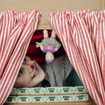 Holdie Adara the Acrobat, Shopsweetluluss