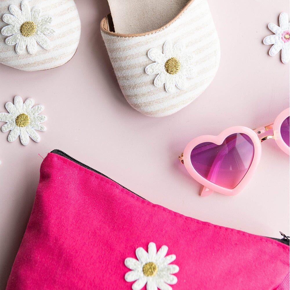 Peace & Love Daisy Patch Set