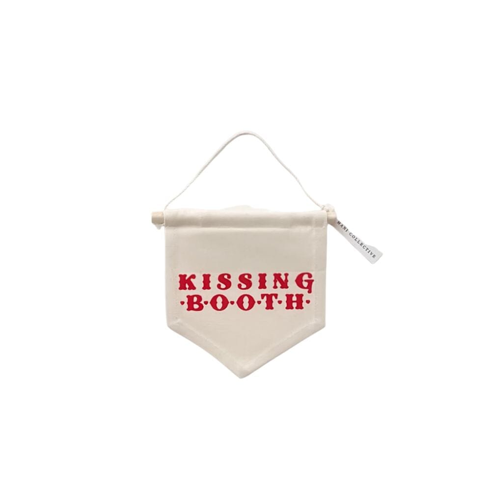 Kissing Booth Hang Sign - 2 Color Options