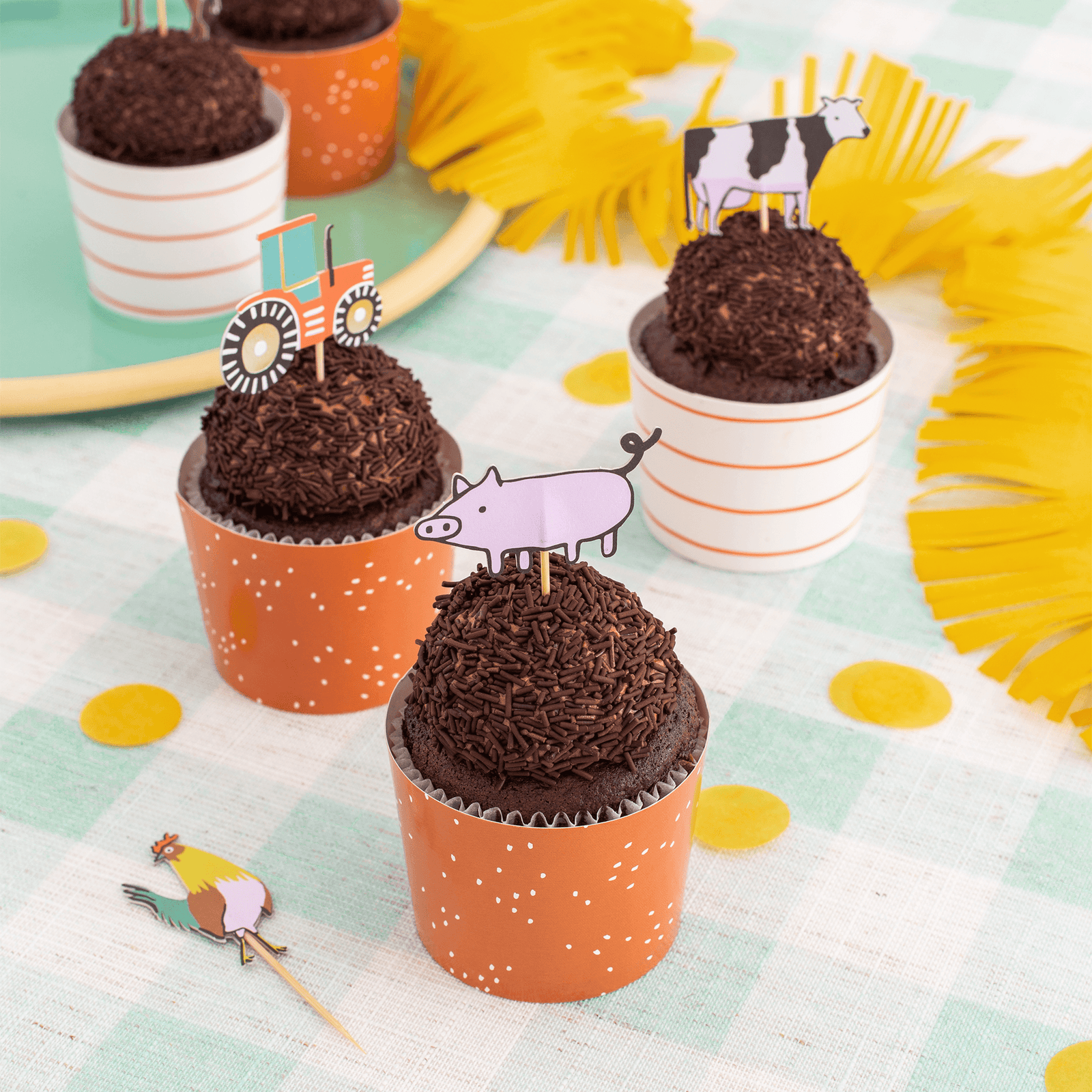 On the Farm Cupcake Decorating Set, Daydream Society