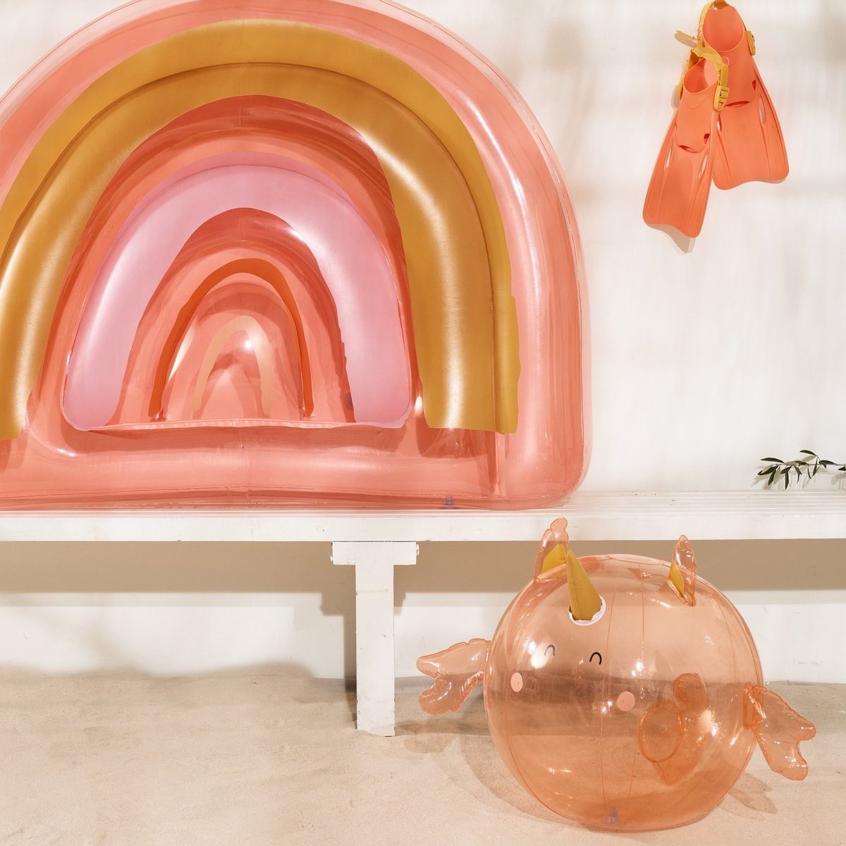 SunnyLife Inflatable Buddy Ball Seahorse Unicorn- Peachy Pink