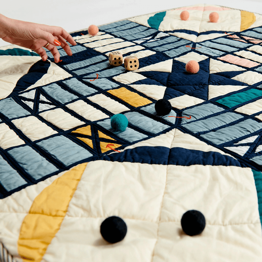 Cross & Circle Game Quilt, Shopsweetluluss