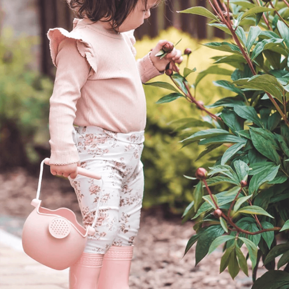 Scrunch Watering Can - Dusty Rose, Shopsweetluluss