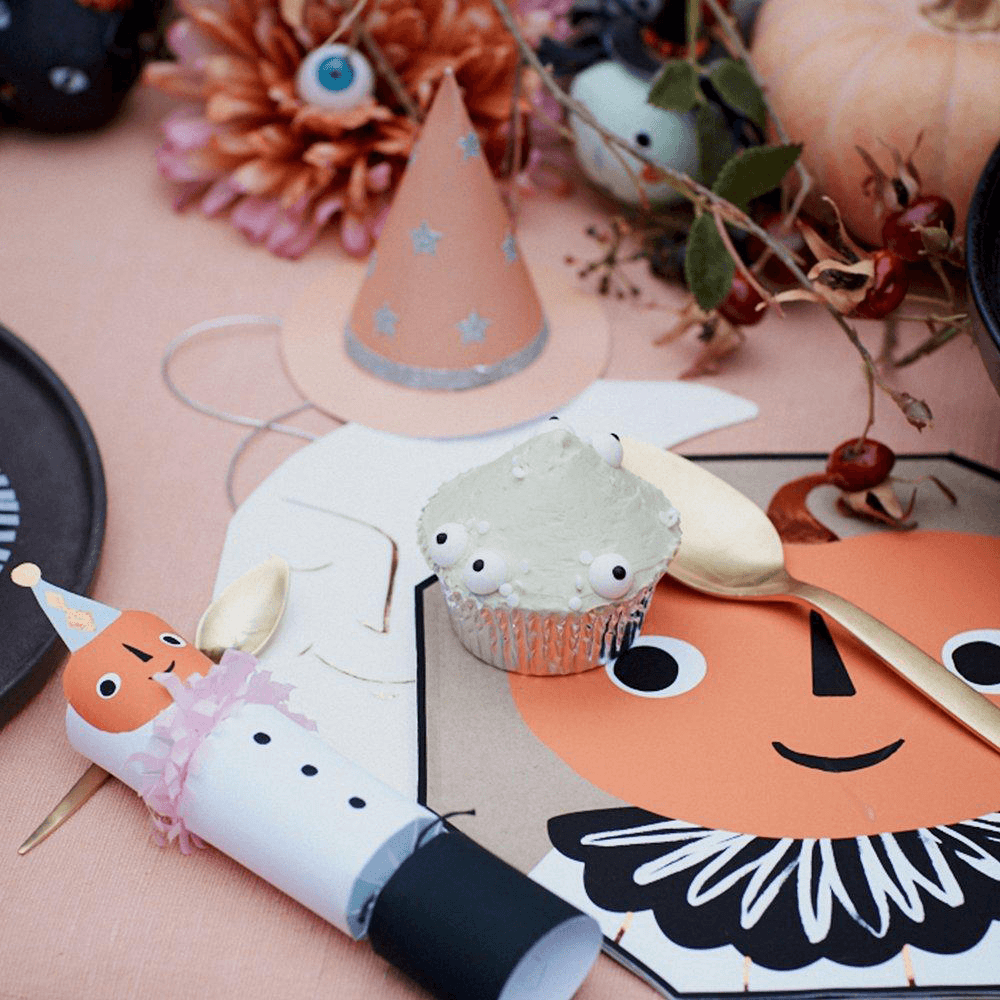 Vintage Halloween Character Crackers, Shopsweetluluss