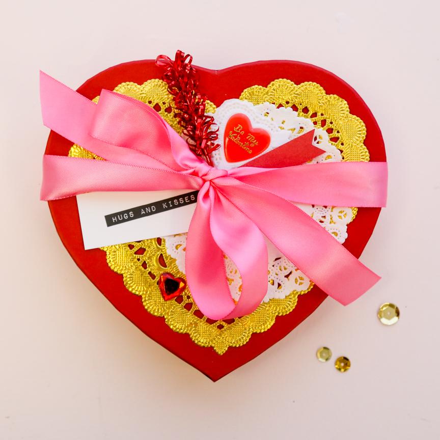 Happy Heart Gift Box Kit, Red