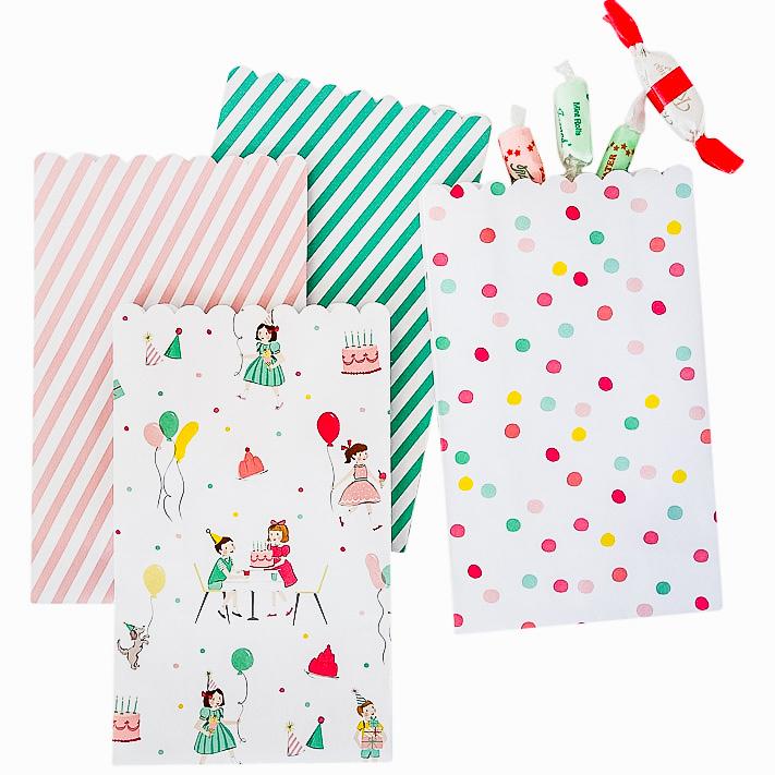'It's a Party' Favor Bags - Shopsweetluluss